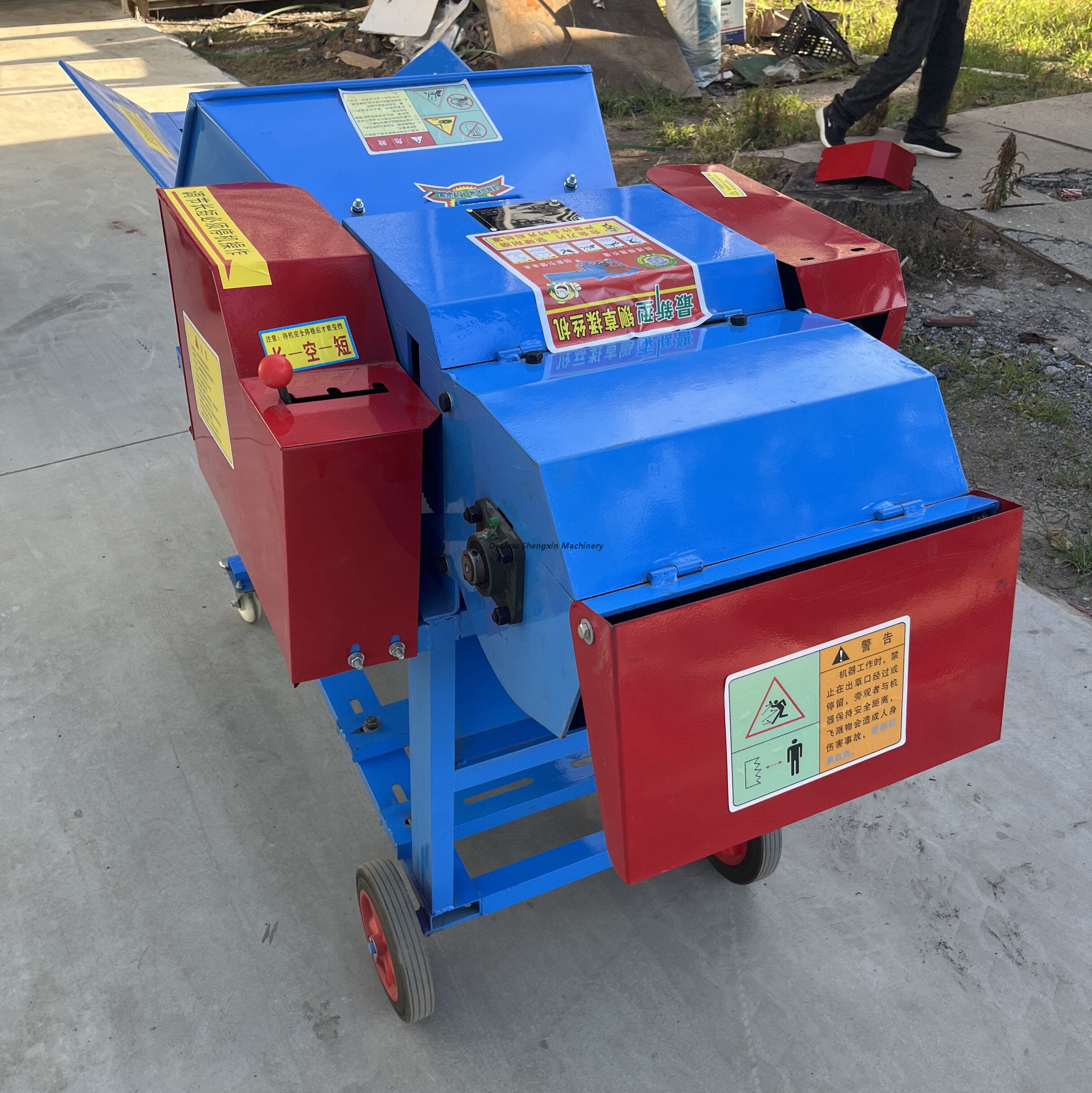 Straw Crushing and Kneading Machine High Efficiency Forage Silage Processor for Corn Stalk Hay